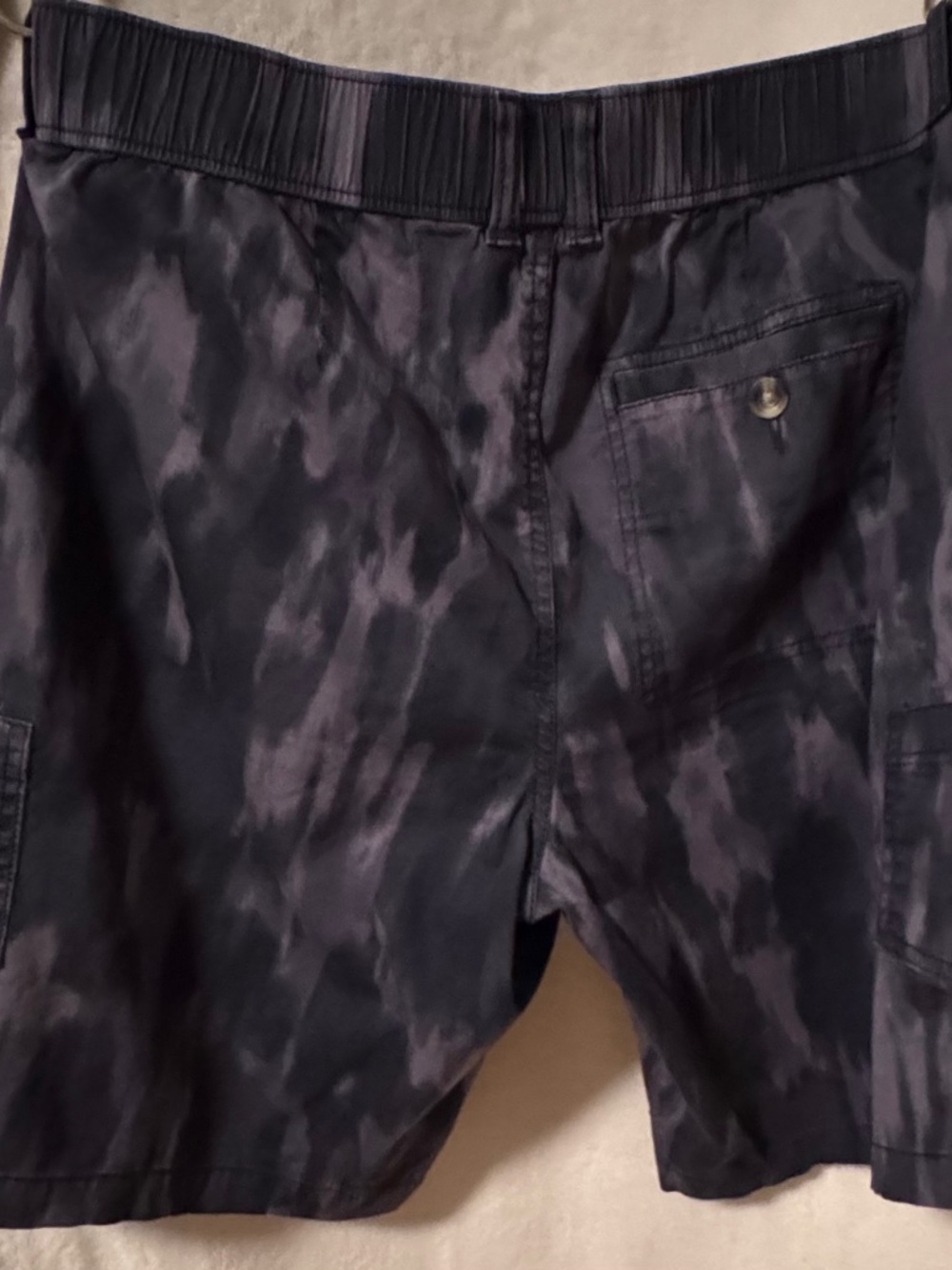 Sonoma Women’s Printed Cargo Shorts Size 12 Blue Gray Utility Shorts